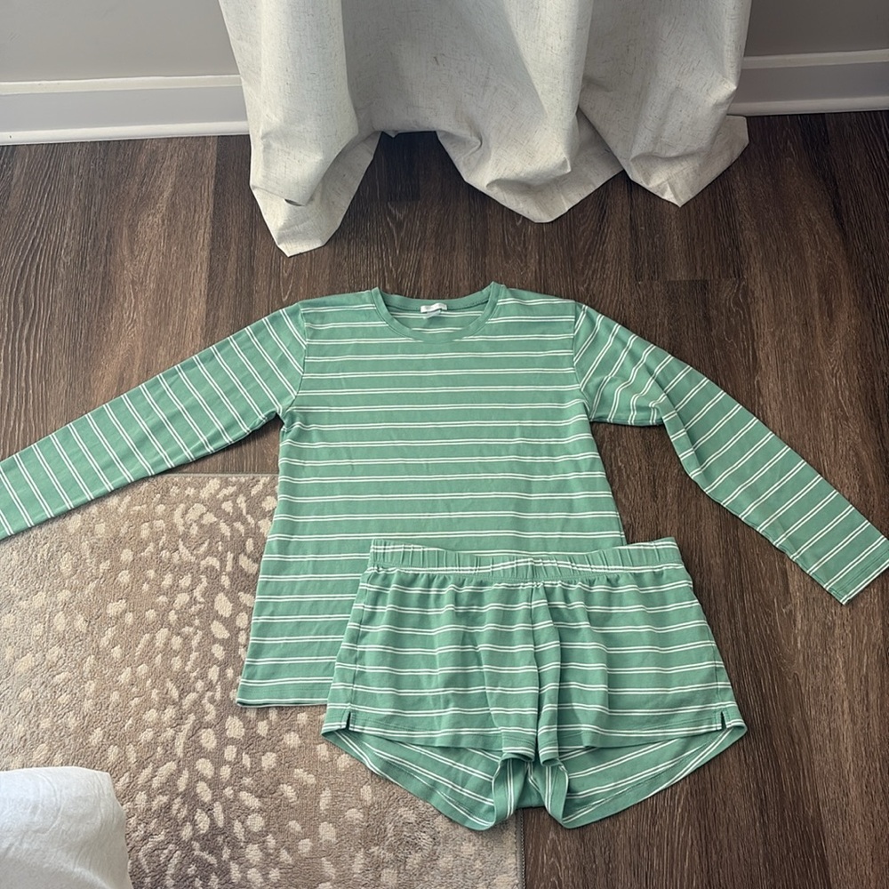 Women’s Lake Pajama Set